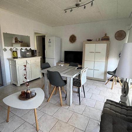 Appartement Premiere Ligne De Mer Avec Piscine โรเซส ภายนอก รูปภาพ
